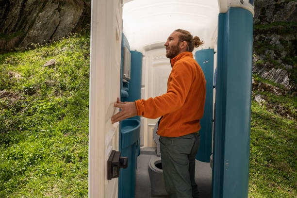 Best Porta potty delivery and setup  in Bay Pines, FL