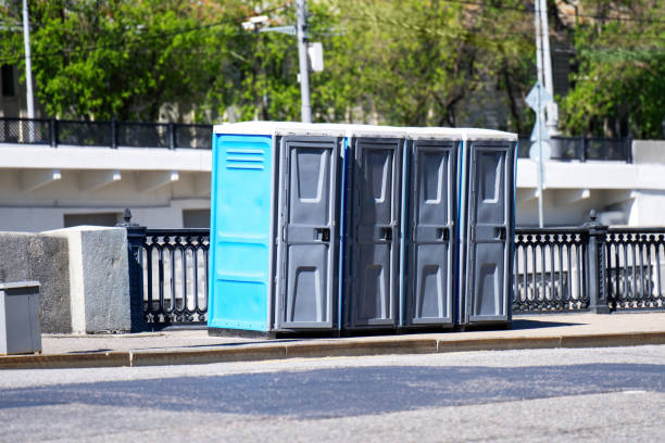 Best High-end porta potty rental  in Bay Pines, FL